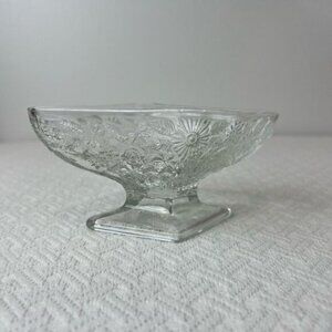 Vintage 1932-37 (Rare) Indiana Glass “Pineapple & Floral” Pedestal Candy Dish